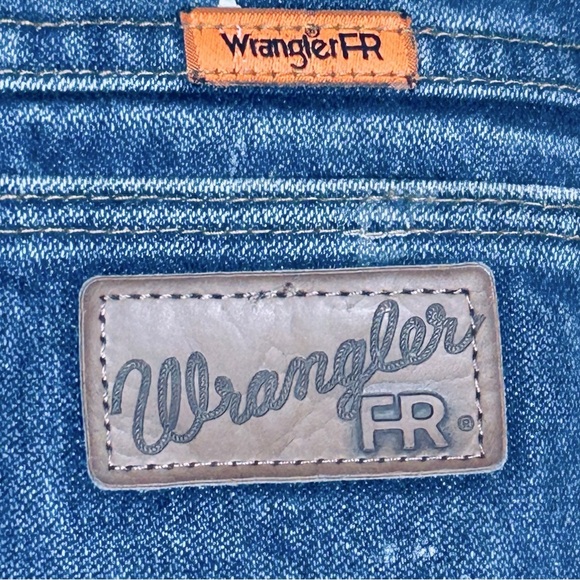Wrangler Men's FR Fire Resistant Jeans 13MWZ Original‎ Regular Straight 29 X 34 - Picture 3 of 6